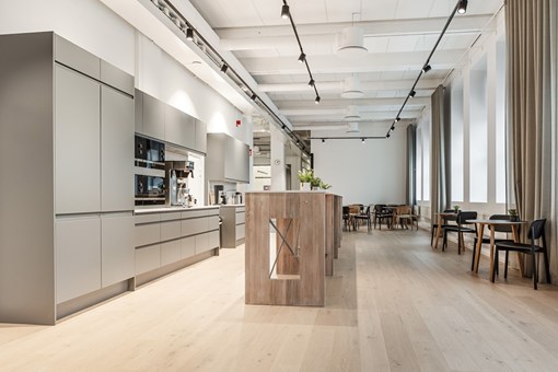 636499-383_001(1).JPG Dekorativ bild