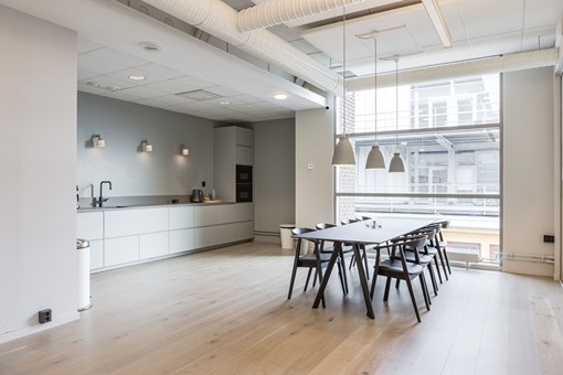 731295-421-1_007.JPG Dekorativ bild